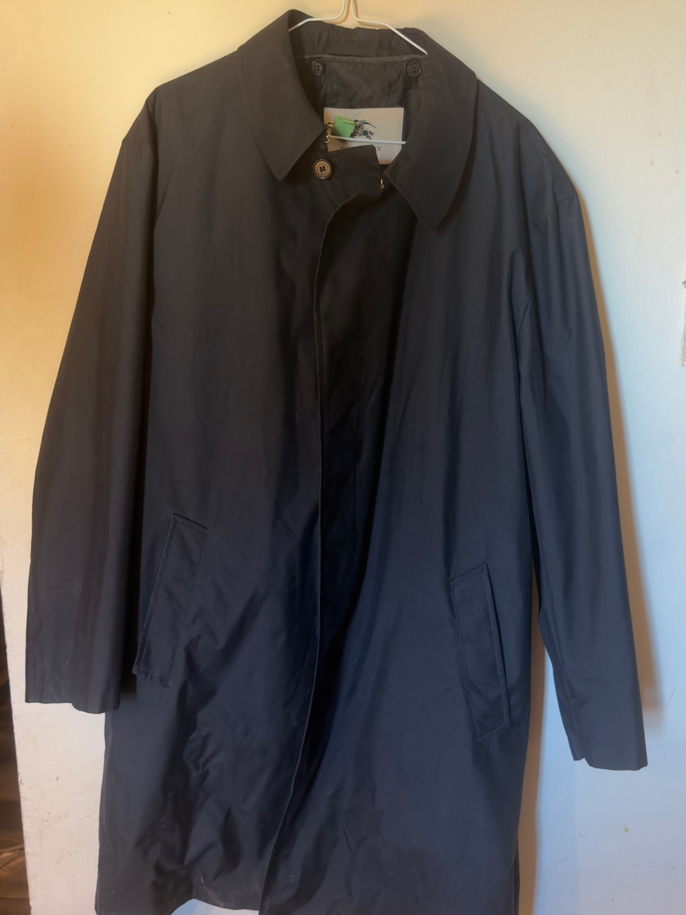 Vintage Burberry Black Men's Trench Coat - Classic Single-Breasted Overcoat